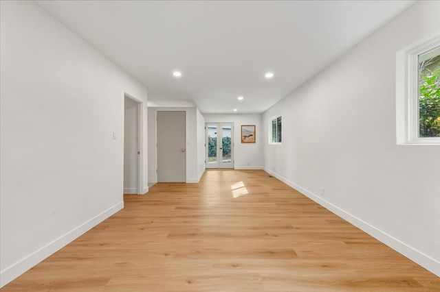 10365 Hanging Wall Dr, Grass Valley, CA 95945