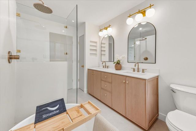 10365 Hanging Wall Dr, Grass Valley, CA 95945