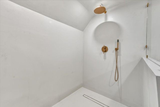 10365 Hanging Wall Dr, Grass Valley, CA 95945