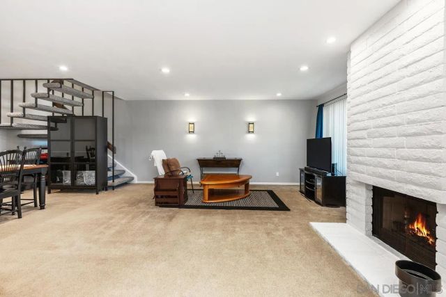 17533 Fairlie Rd, Rancho Bernardo, CA 92128