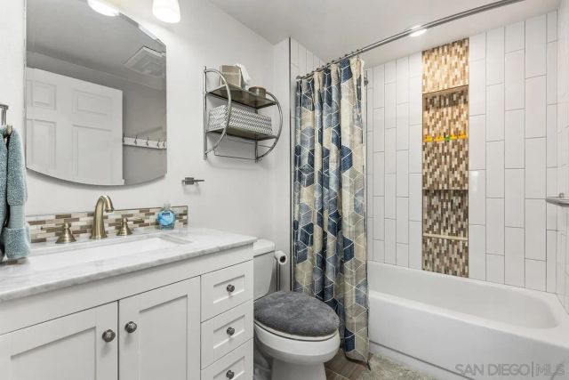 17533 Fairlie Rd, Rancho Bernardo, CA 92128