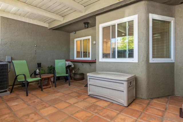 17533 Fairlie Rd, Rancho Bernardo, CA 92128