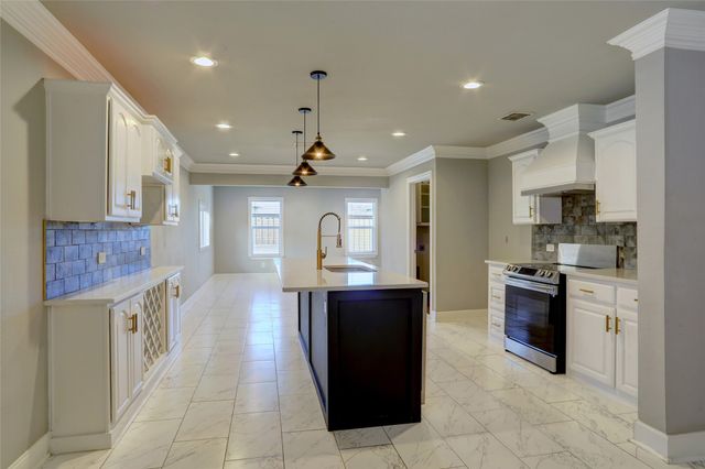 1409 Waterford Drive, Little Elm, TX 75068
