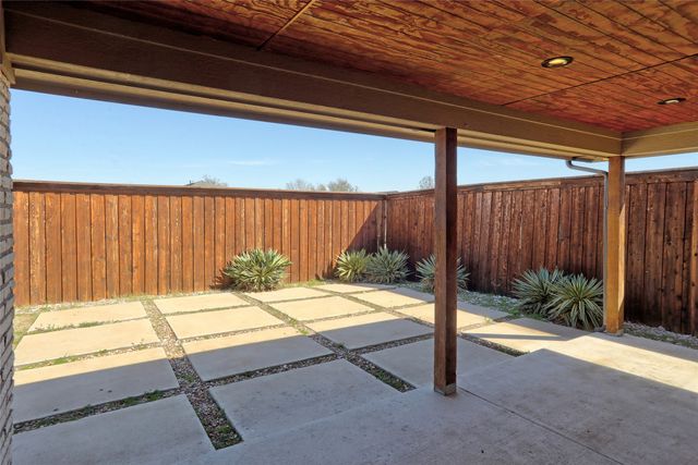 1409 Waterford Drive, Little Elm, TX 75068