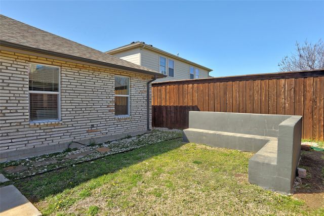 1409 Waterford Drive, Little Elm, TX 75068