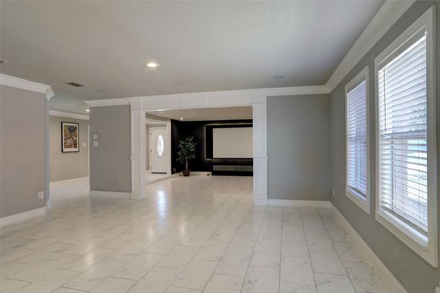 1409 Waterford Drive, Little Elm, TX 75068