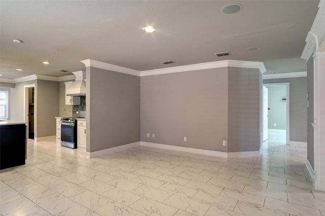 1409 Waterford Drive, Little Elm, TX 75068