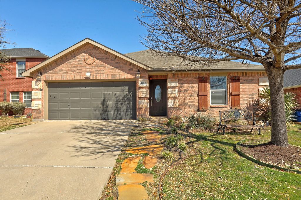 1409 Waterford Drive, Little Elm, TX 75068