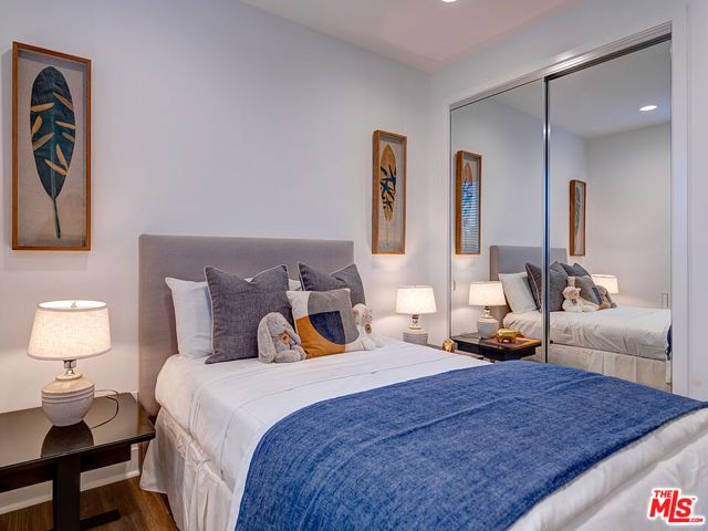 829 N Orange Grove Avenue, Los Angeles, CA 90046