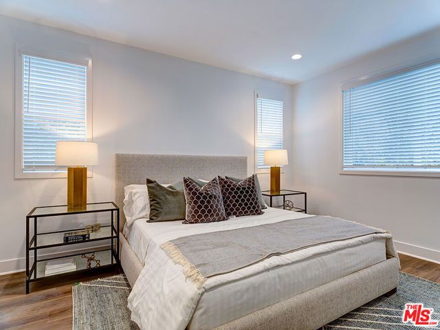 829 N Orange Grove Avenue, Los Angeles, CA 90046