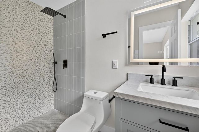 413 COUNTRY CLUB DRIVE, Oldsmar, FL 34677