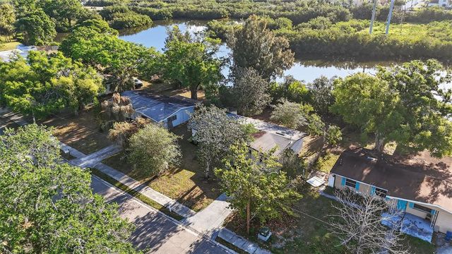 413 COUNTRY CLUB DRIVE, Oldsmar, FL 34677