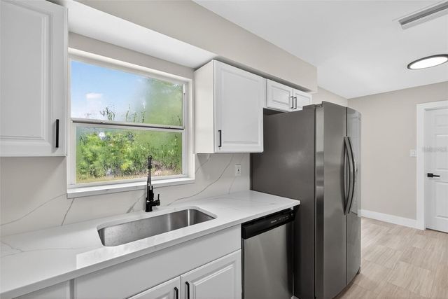 413 COUNTRY CLUB DRIVE, Oldsmar, FL 34677