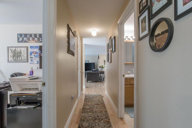 18 Essex Drive, Raymond, NH 03077