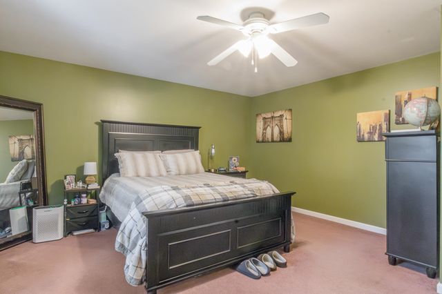 18 Essex Drive, Raymond, NH 03077