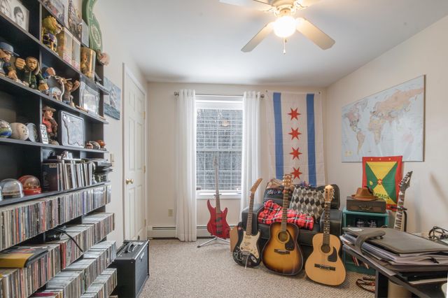 18 Essex Drive, Raymond, NH 03077