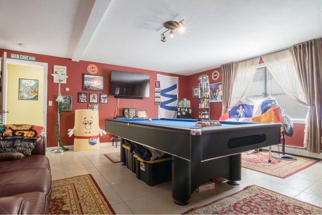 18 Essex Drive, Raymond, NH 03077