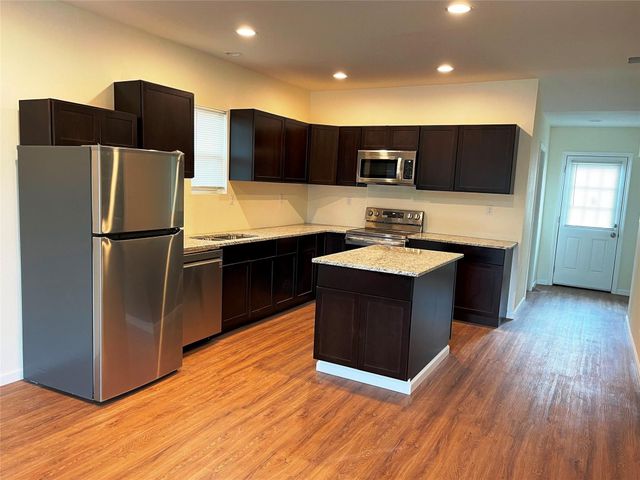 5424 Cottey Street, Fort Worth, TX 76105