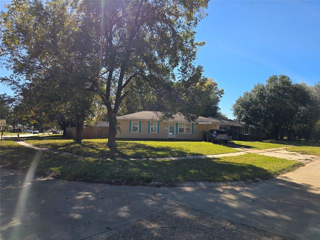 1523 Viosca Street, Bossier City, LA 71111