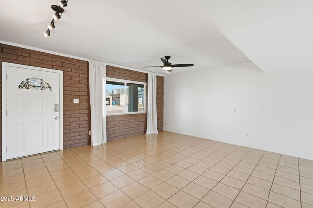 1321 E TOWNLEY Avenue, Phoenix, AZ 85020