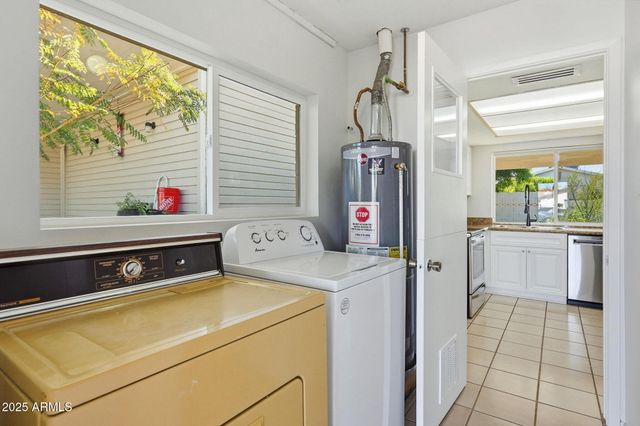 1321 E TOWNLEY Avenue, Phoenix, AZ 85020