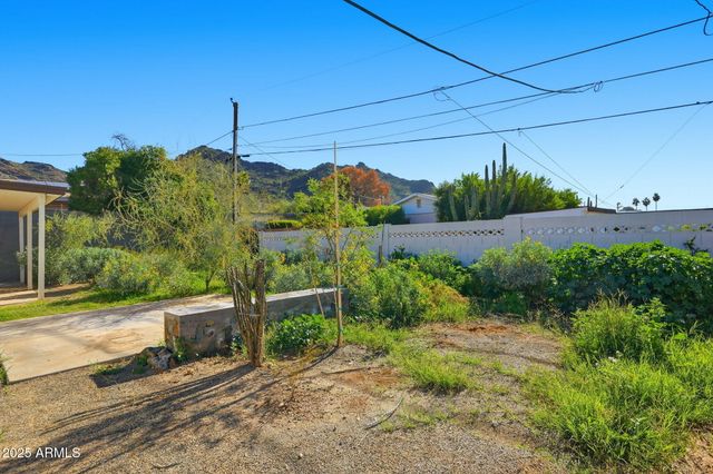 1321 E TOWNLEY Avenue, Phoenix, AZ 85020