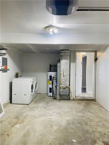 3520 Alister CT, Virginia Beach, VA 23453