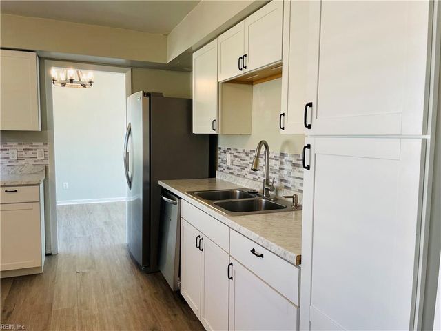 3520 Alister CT, Virginia Beach, VA 23453