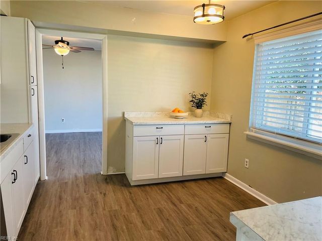 3520 Alister CT, Virginia Beach, VA 23453