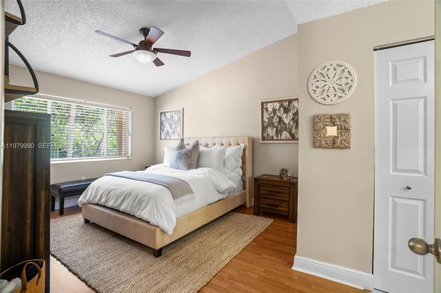 10978 SW 75th Ter, Miami, FL 33173