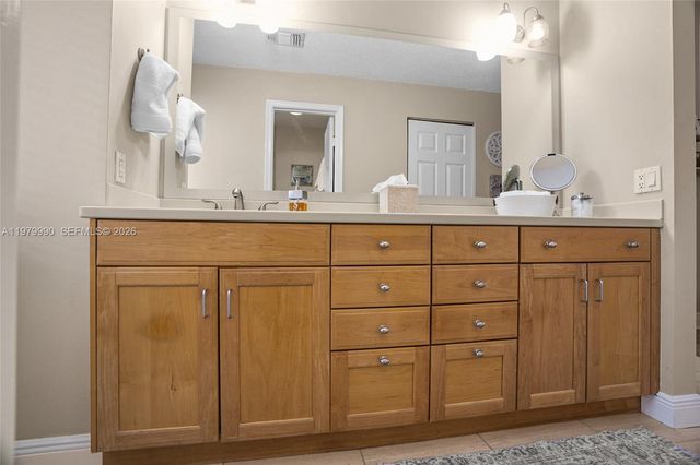 10978 SW 75th Ter, Miami, FL 33173