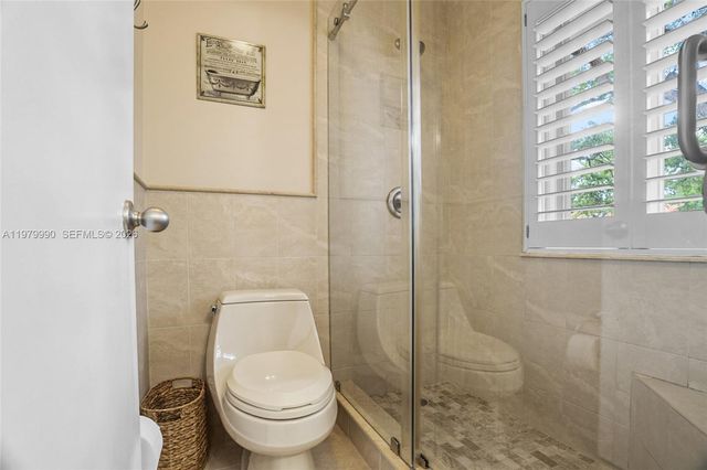 10978 SW 75th Ter, Miami, FL 33173