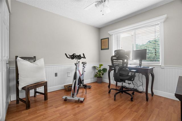 10978 SW 75th Ter, Miami, FL 33173