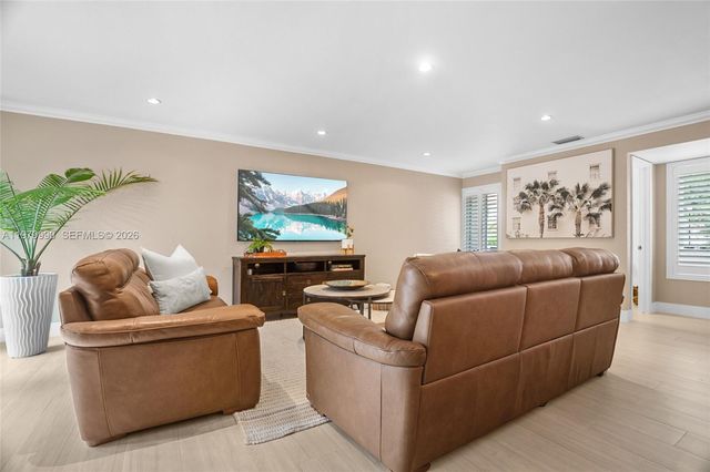 10978 SW 75th Ter, Miami, FL 33173