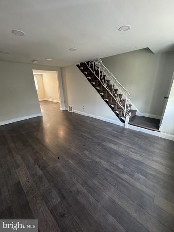 216 W WASHINGTON AVE, Clifton Heights, PA 19018