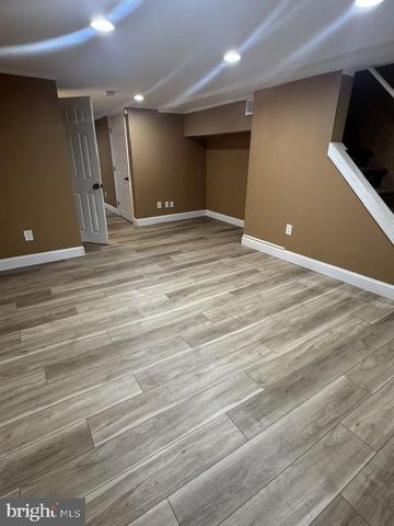 216 W WASHINGTON AVE, Clifton Heights, PA 19018
