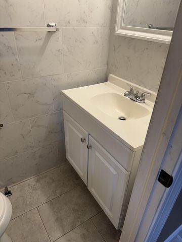 216 W WASHINGTON AVE, Clifton Heights, PA 19018