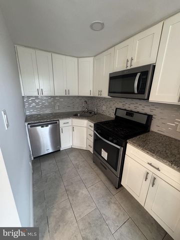 216 W WASHINGTON AVE, Clifton Heights, PA 19018