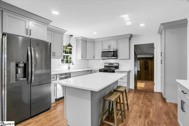 200 Rosemary Lane, Greenville, SC 29615