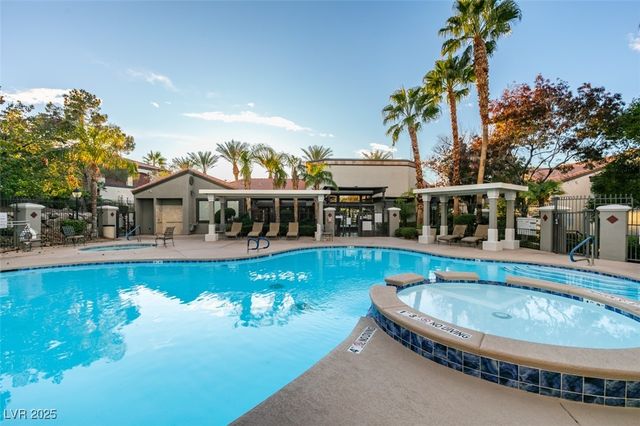 950 Seven Hills Drive 311, Henderson, NV 89052