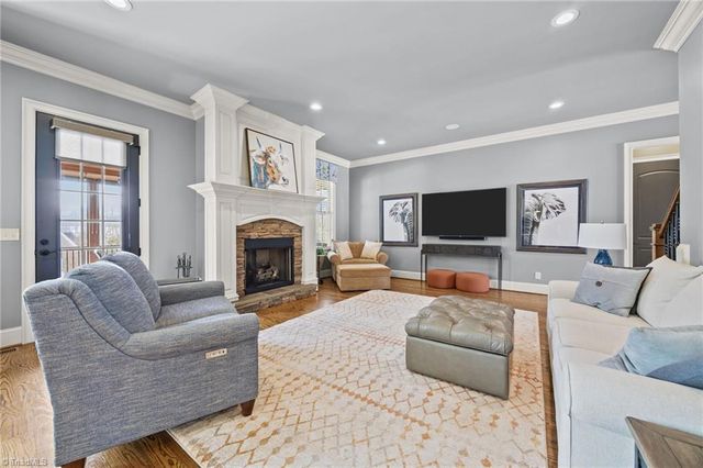 8609 Scoggins Road, Oak Ridge, NC 27310