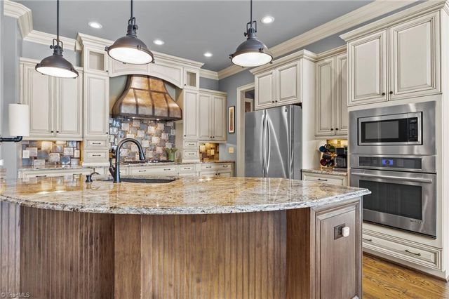 8609 Scoggins Road, Oak Ridge, NC 27310