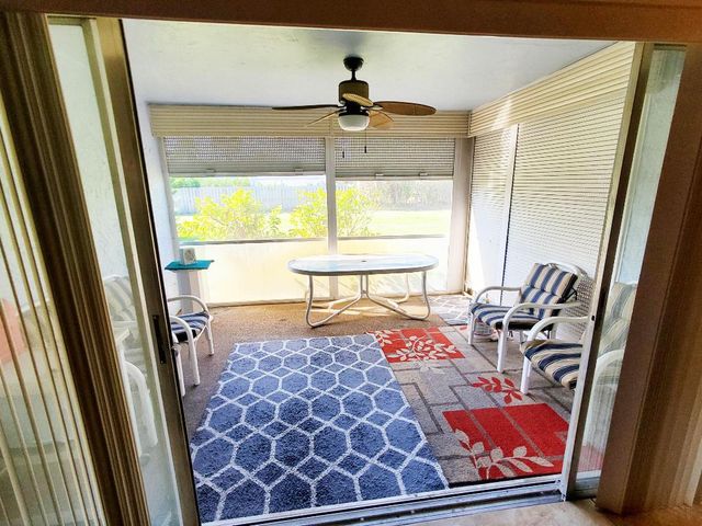 4195 Lucerne Villas Lane, Lake Worth, FL 33467