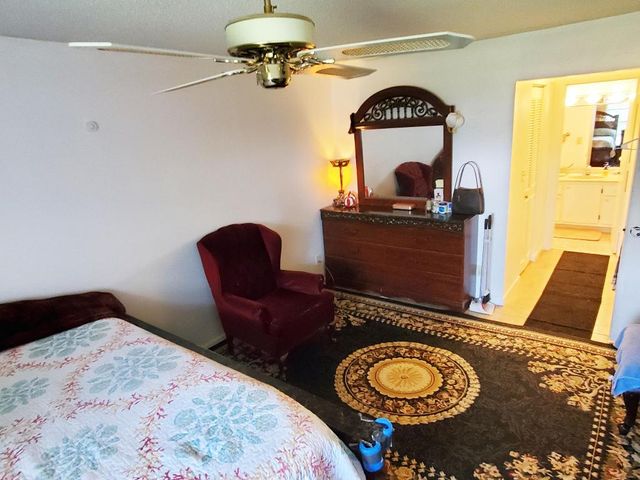 4195 Lucerne Villas Lane, Lake Worth, FL 33467