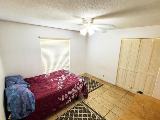 4195 Lucerne Villas Lane, Lake Worth, FL 33467