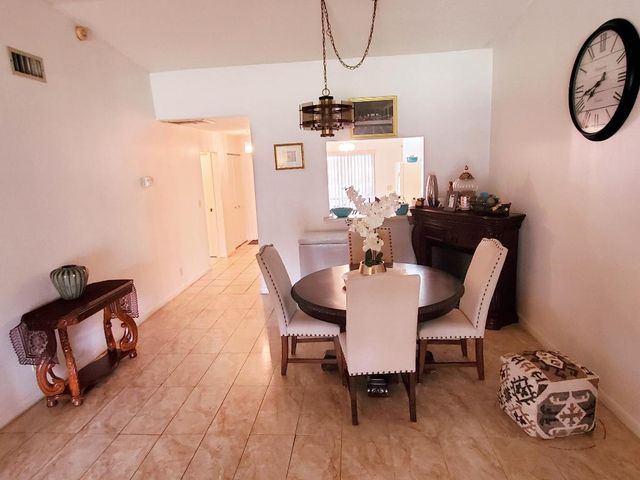 4195 Lucerne Villas Lane, Lake Worth, FL 33467