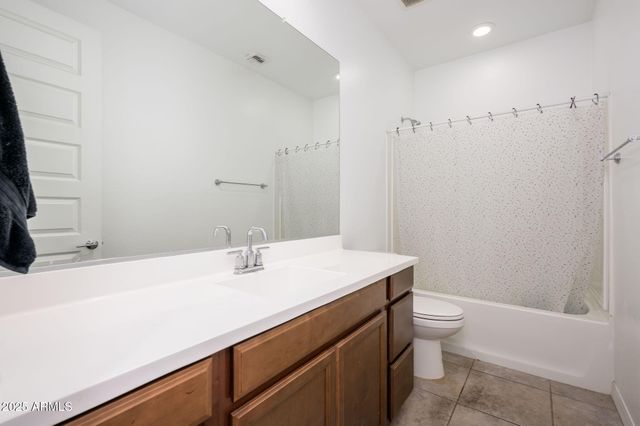 9138 W SELLS Drive, Phoenix, AZ 85037