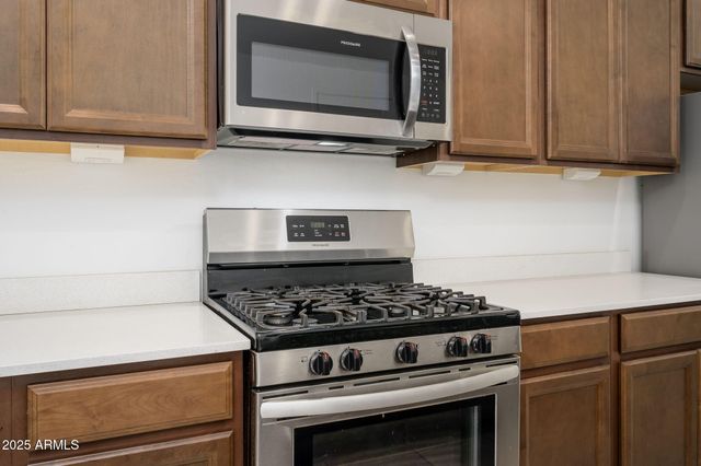 9138 W SELLS Drive, Phoenix, AZ 85037