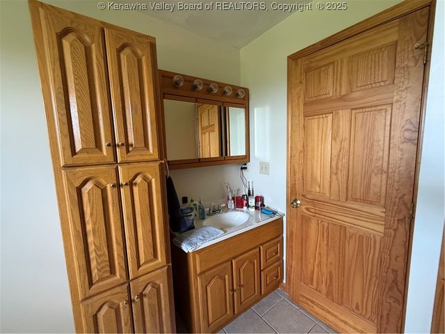 1304 Riffee Ridge Road, Given, WV 25245