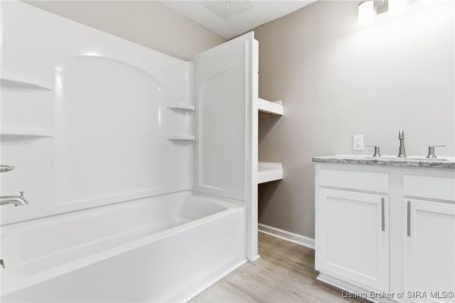 307 S Lawnview Drive, Austin, IN 47102